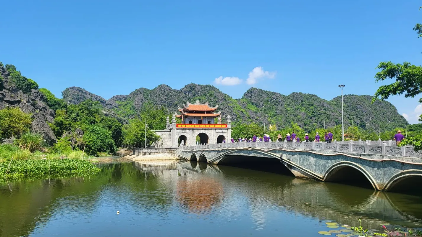 Vietnam Tour Package